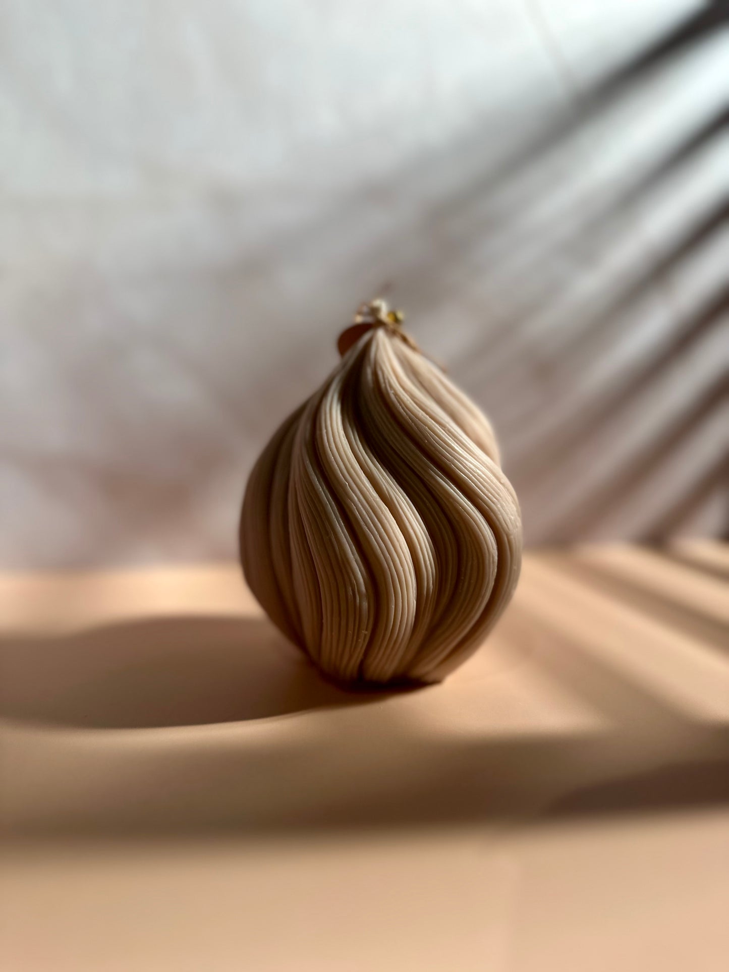 Velvet Swirl Candle