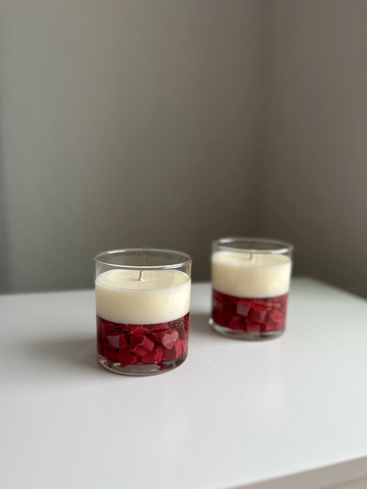 Romantic Heart-Inspired Gel and Soy Candle – Handmade Gift in Glass Jar